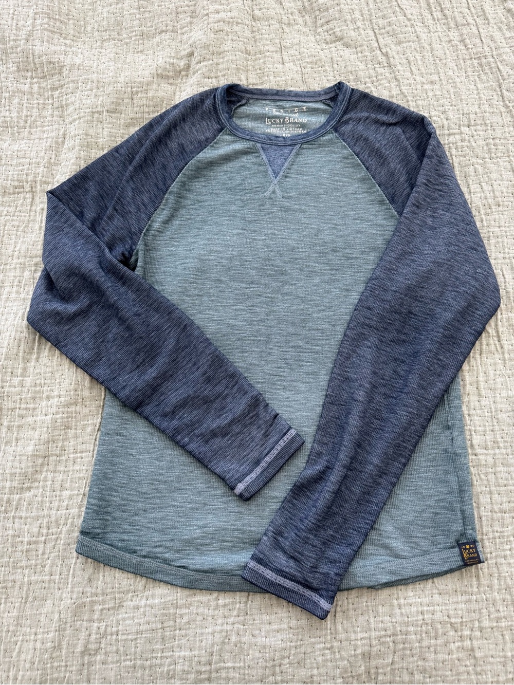 Lucky Brand Venice Burnout Blue Contrast Long Sleeve Raglan Crew T-Shirt - Picture 2 of 10